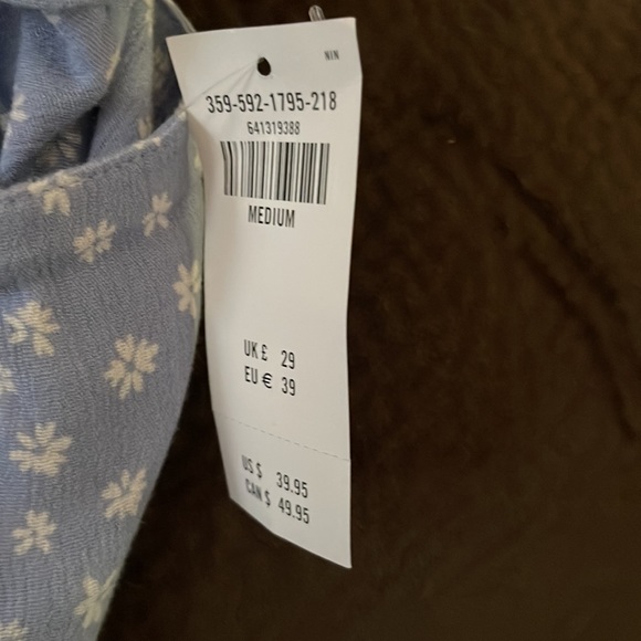 Nwt Hollister sz medium romper - Picture 3 of 7